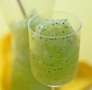 Daiquiri de kiwi con helado de limón.